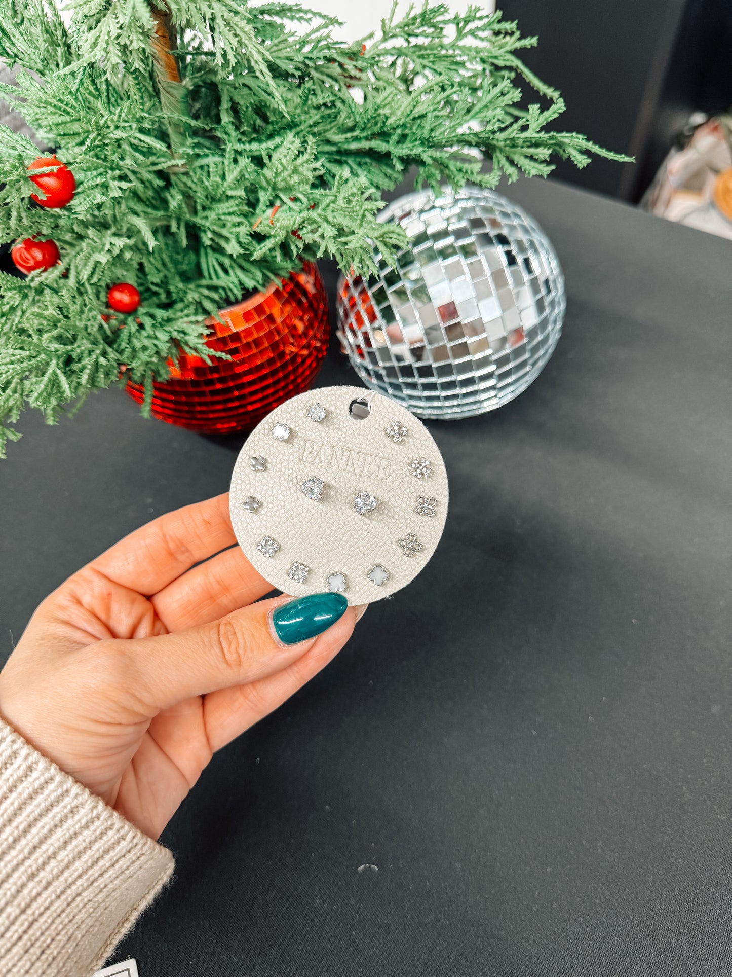 Classic stud mini sets