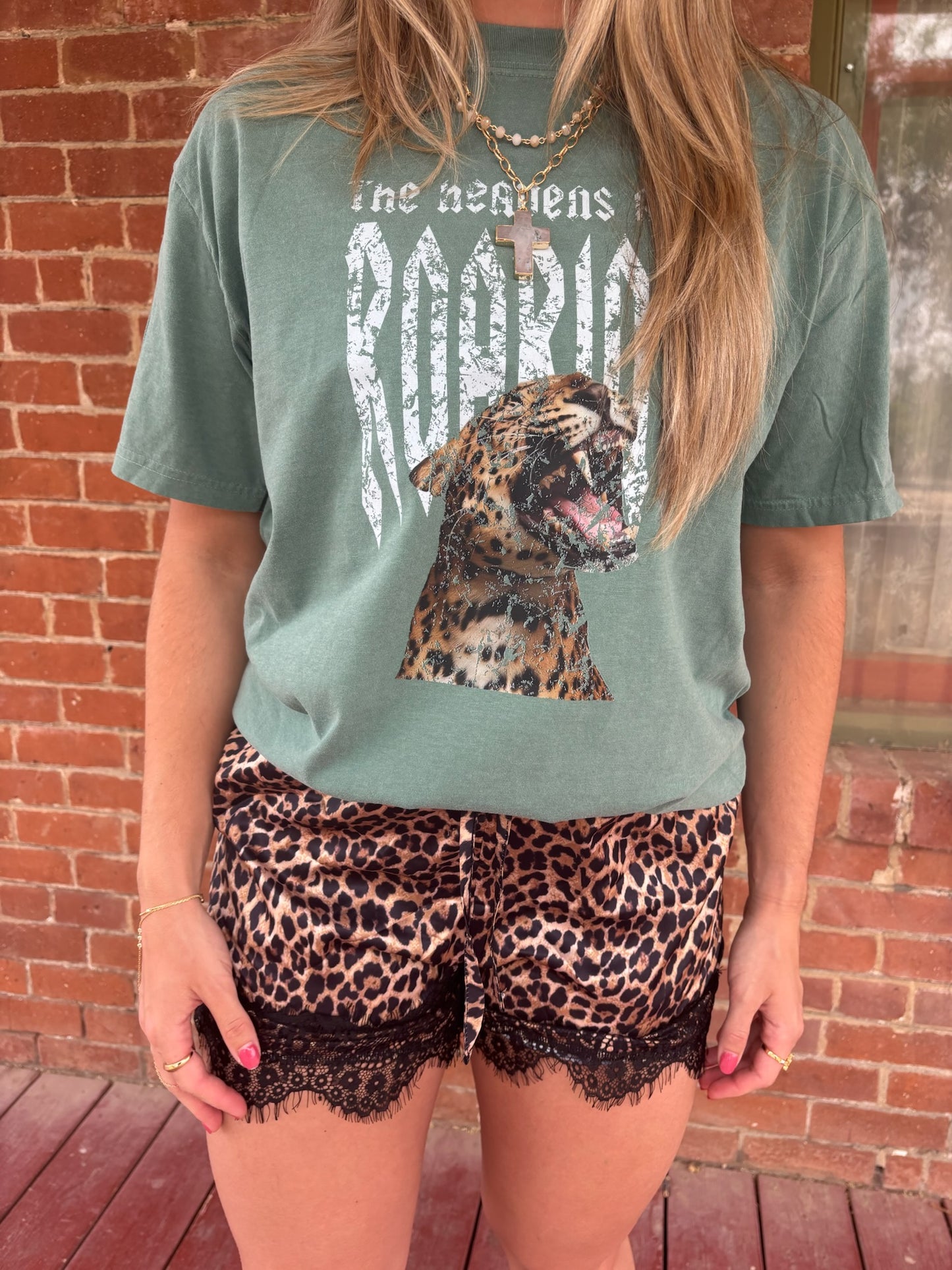 WHOLESALE Heavens are roaring tee
