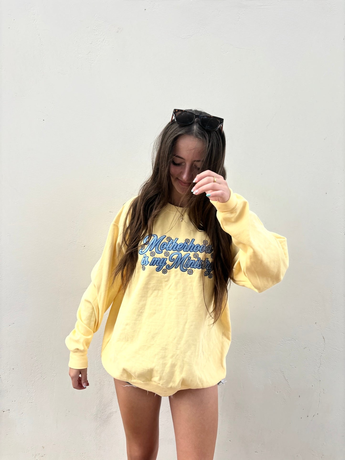 Motherhood embroidered sweatshirts (COMFORT COLORS BRAND)