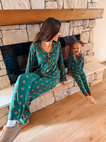 WHOLESALE woman’s Christmas pajamas (ships by November 25th)