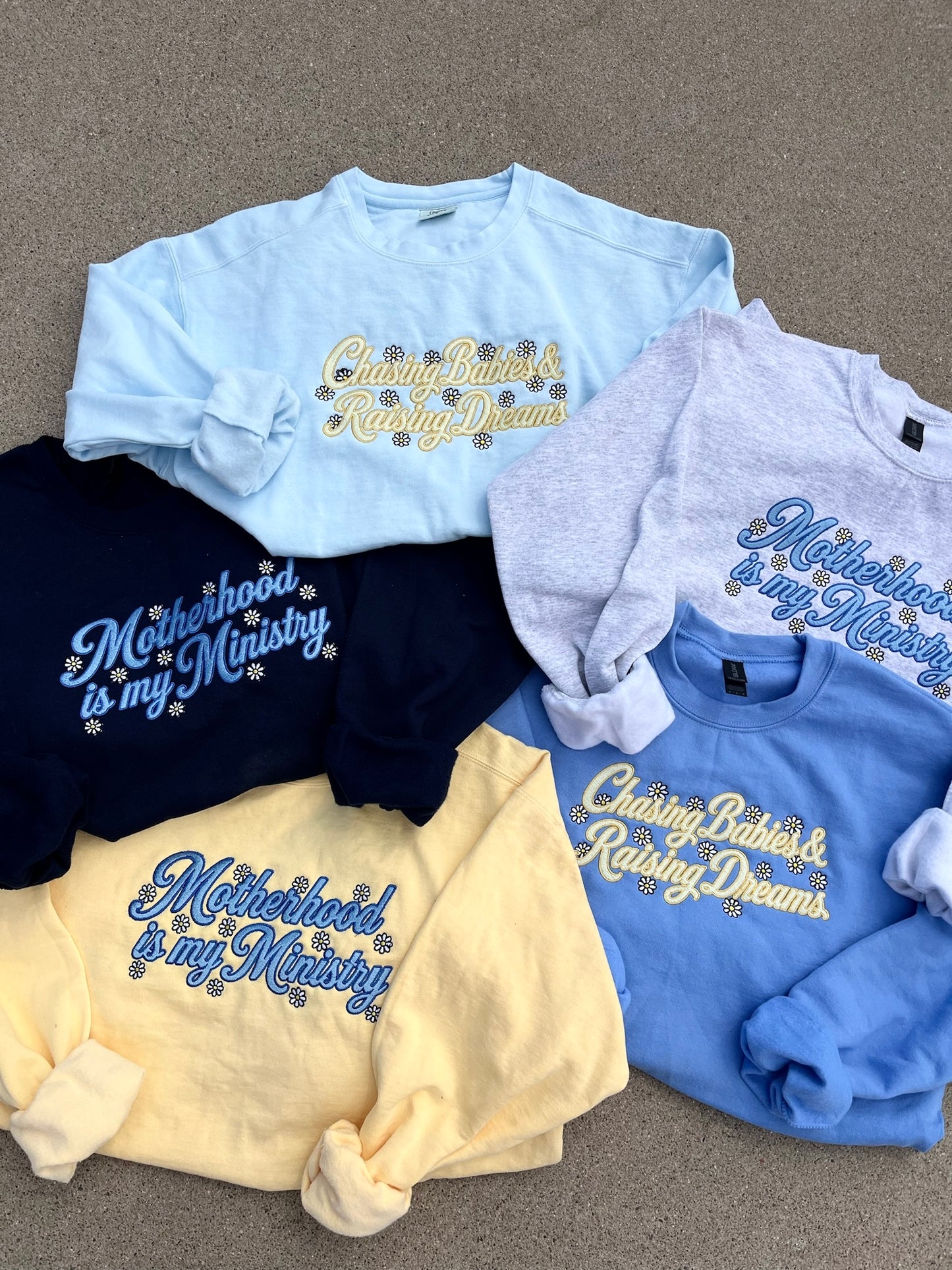Motherhood embroidered sweatshirts (GILDAN BRAND)