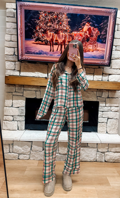 WHOLESALE woman’s Christmas pajamas (ships by November 25th)