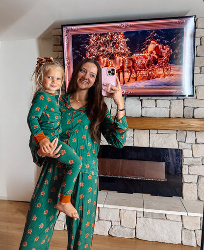 WHOLESALE woman’s Christmas pajamas (ships by November 25th)