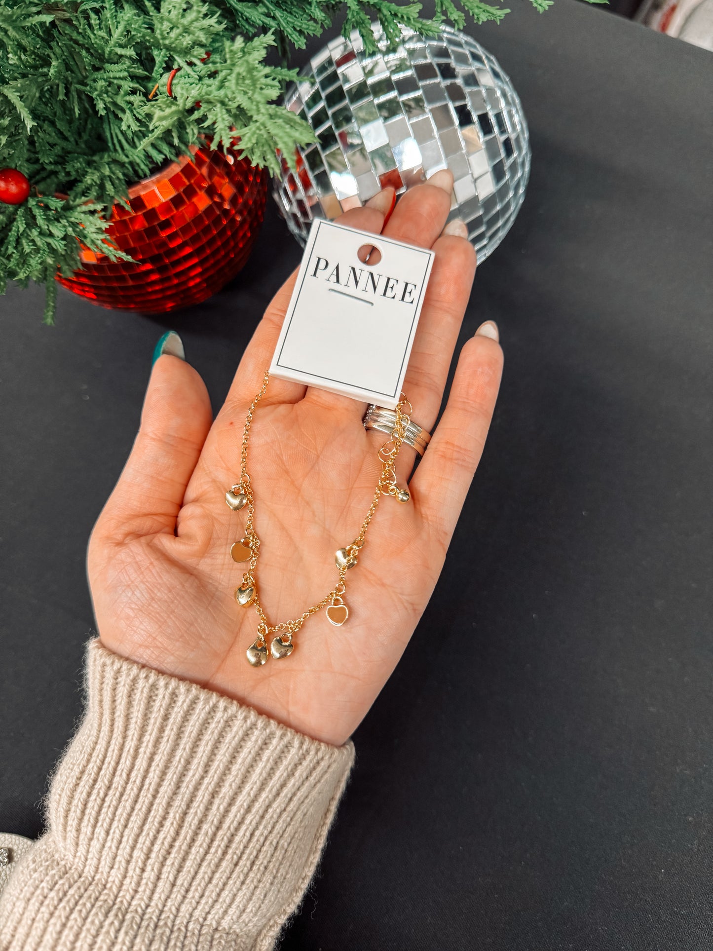 Dainty heart bracelet