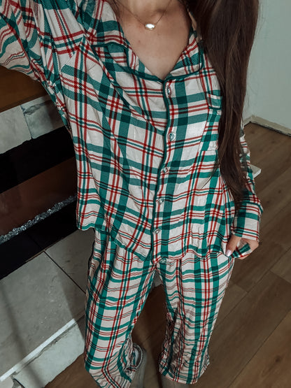 WHOLESALE woman’s Christmas pajamas (ships by November 25th)